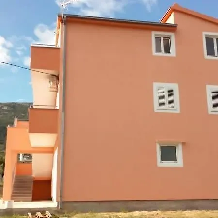 شقة With A Parking Space Kastel Stari, - 11571