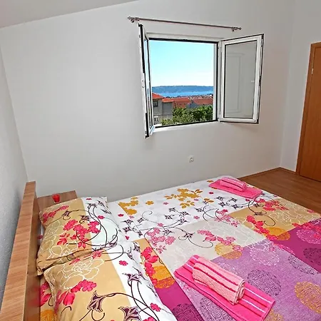 شقة With A Parking Space Kastel Stari, - 11571
