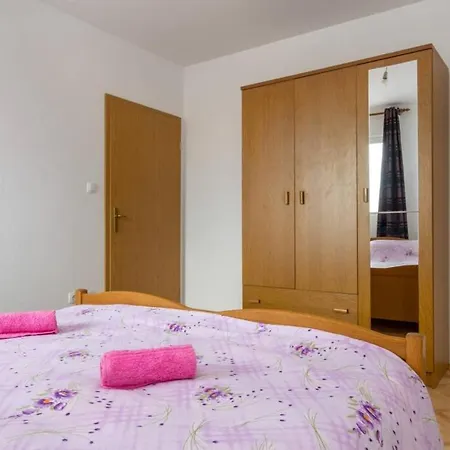 شقة With A Parking Space Kastel Stari, - 11571